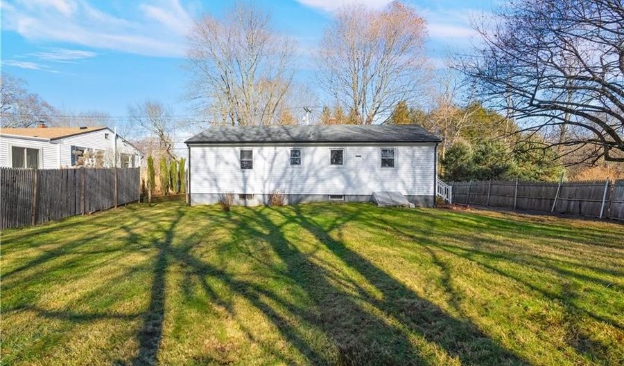 47 Shady Lea Rd, North Kingstown, RI 02852 - 3 Beds, 1 Bath