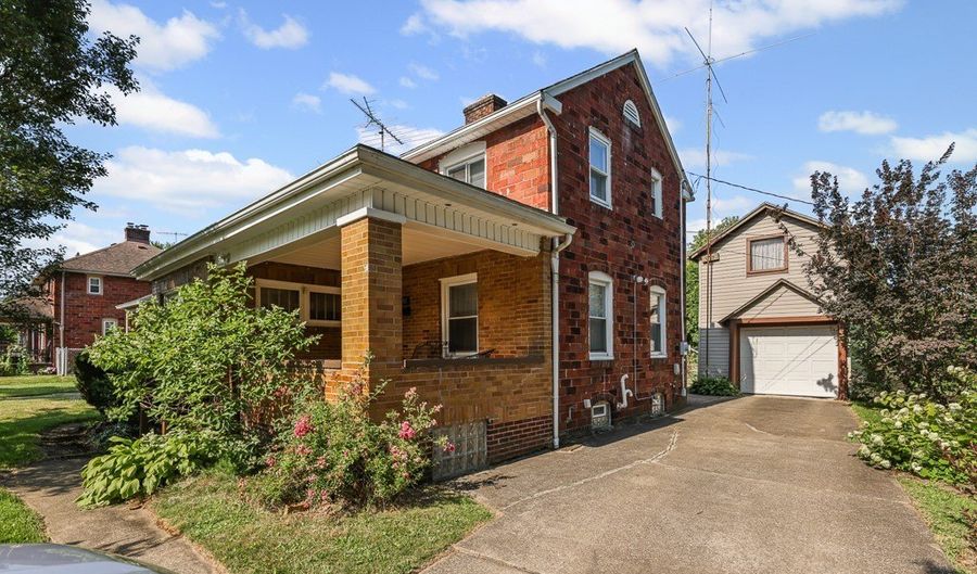1511 Wade Ave, Alliance, OH 44601 - 3 Beds, 2 Bath
