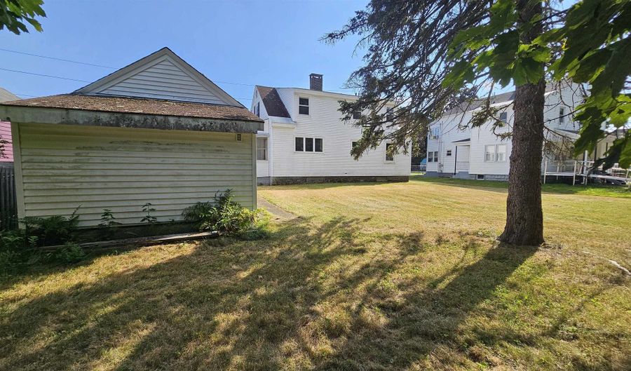 49 Clark Ave, Brattleboro, VT 05301 - 4 Beds, 2 Bath