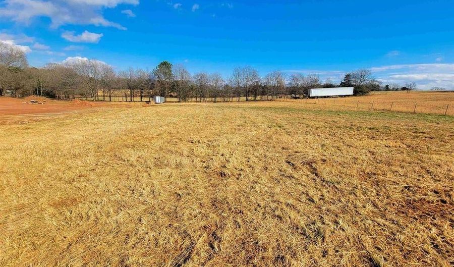 168 COUNTRY OAK Rd, Chesnee, SC 29323 - 0 Beds, 0 Bath