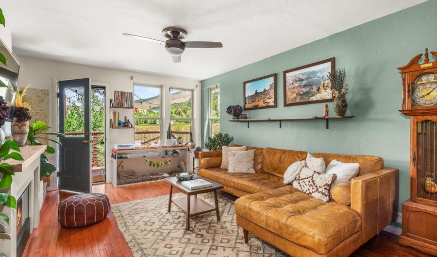 106 Lakeside Ct, Basalt, CO 81621 - 3 Beds, 3 Bath