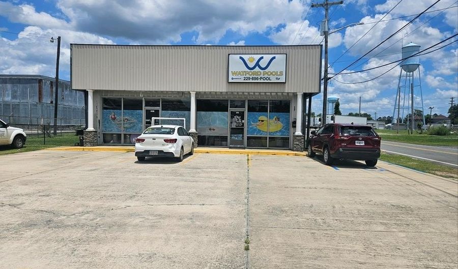 300 Fourth St W, Adel, GA 31620 - 0 Beds, 0 Bath