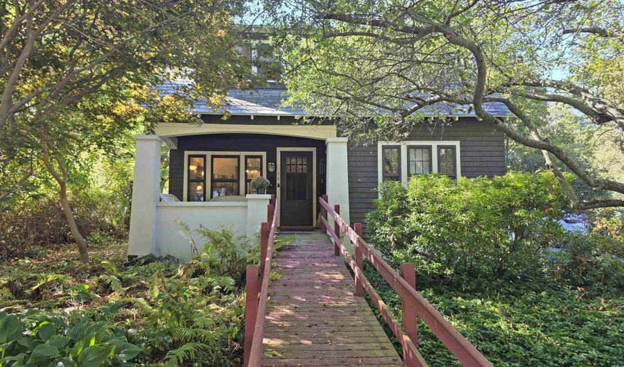 16 Vermont Ave, Brattleboro, VT 05301 - 3 Beds, 2 Bath