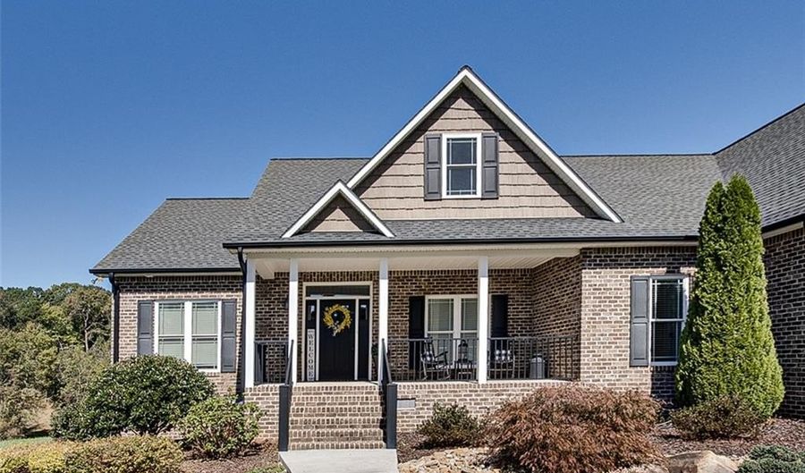 1862 Poole Town Rd, Asheboro, NC 27205 - 3 Beds, 2 Bath