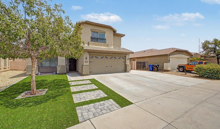 11313 W LINCOLN St, Avondale, AZ 85323 - 4 Beds, 3 Bath