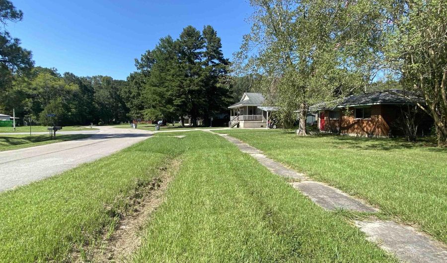 2606 Pearce St, Baker, LA 70714 - 3 Beds, 1 Bath