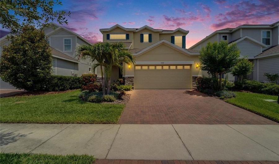 6104 COLMAR Pl, Apollo Beach, FL 33572 - 4 Beds, 3 Bath