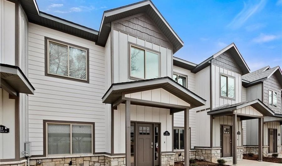 404 NW Retreat Ln, Bentonville, AR 72712 - 3 Beds, 3 Bath