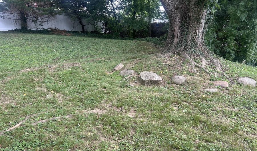 839 MARVEL Ave, Claymont, DE 19703 - 4 Beds, 2 Bath