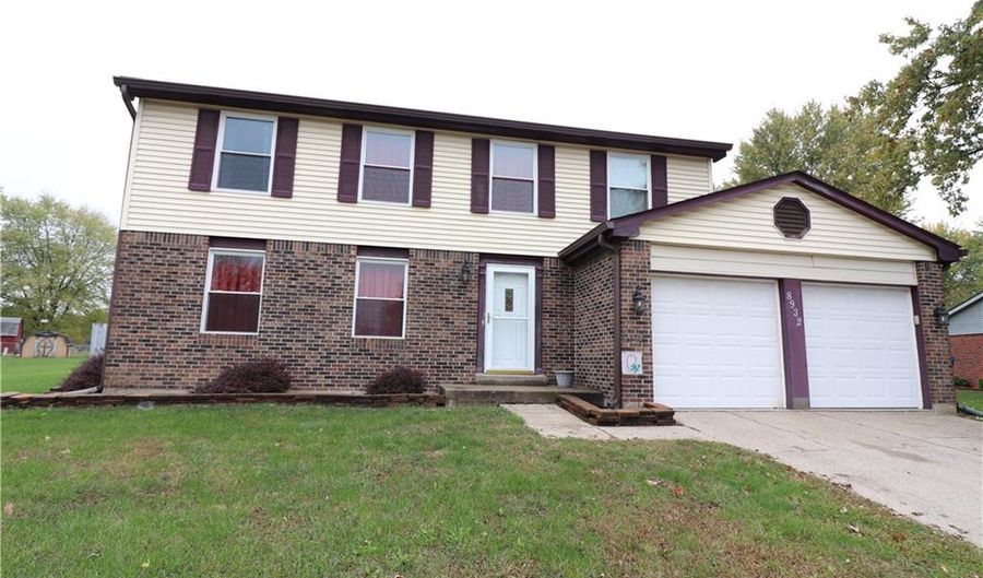 8932 Royal Meadow Dr, Indianapolis, IN 46217 - 4 Beds, 3 Bath