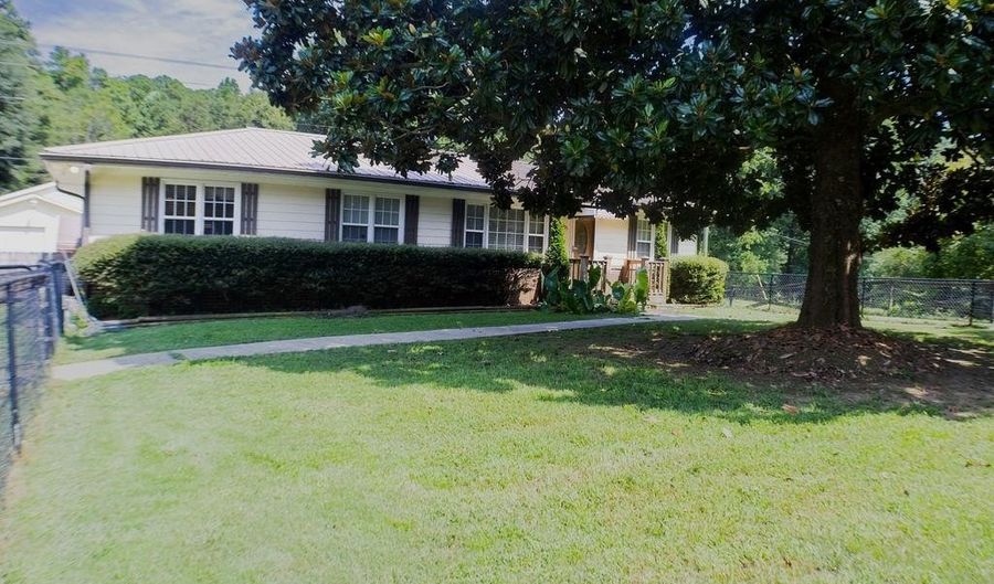 2555 Shady Grove Rd, Adamsville, AL 35005 - 3 Beds, 2 Bath