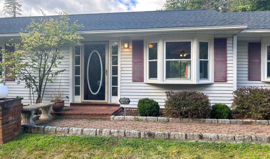 19 Indian Spring Rd, Danbury, CT 06811 - 3 Beds, 2 Bath