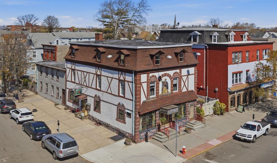 671 BROADWAY, Bayonne, NJ 07002 - 0 Beds, 0 Bath