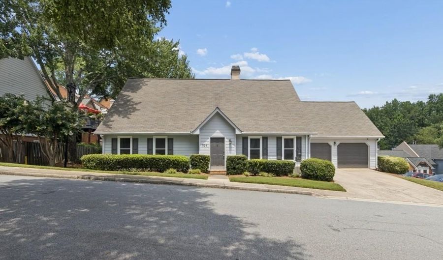934 Lenox Hill Ct, Atlanta, GA 30324 - 3 Beds, 3 Bath