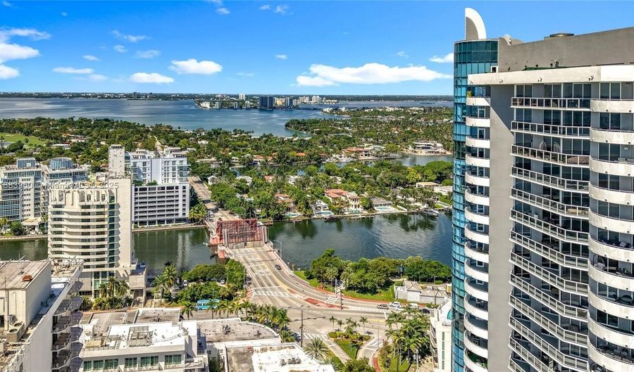 6061 Collins Ave 20C, Miami Beach, FL 33140 - 2 Beds, 2 Bath