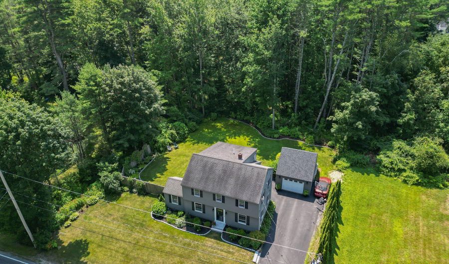 32 Pleasant Hill Rd, Falmouth, ME 04105 - 4 Beds, 2 Bath