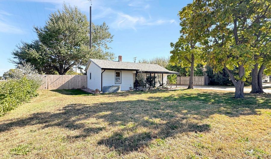 782 Delta Ave, Akron, CO 80720 - 3 Beds, 1 Bath