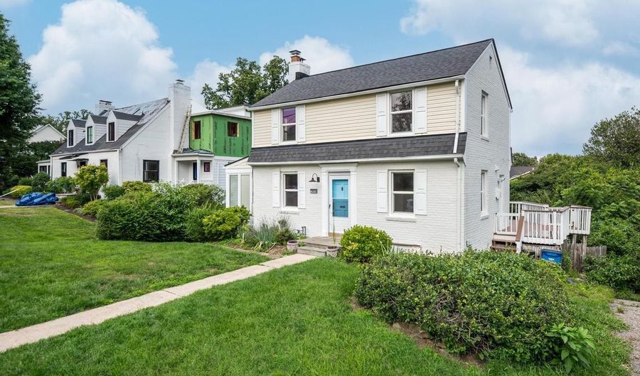 7823 MARION Ln, Bethesda, MD 20814 - 3 Beds, 2 Bath