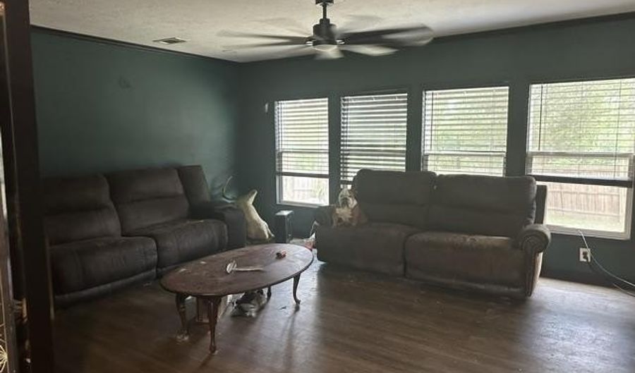 185 Ault Rd, Adona, AR 72001 - 3 Beds, 2 Bath
