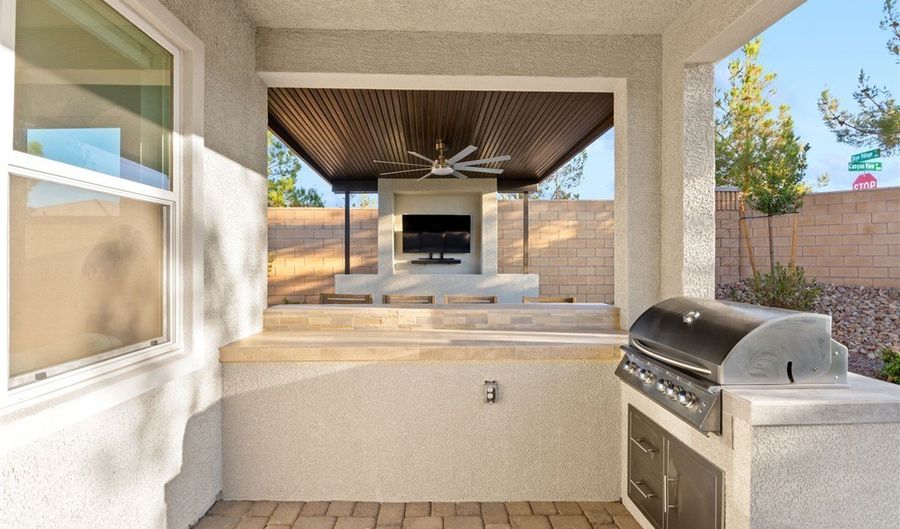 9999 Skye Gazer Ave, Las Vegas, NV 89166 - 4 Beds, 3 Bath