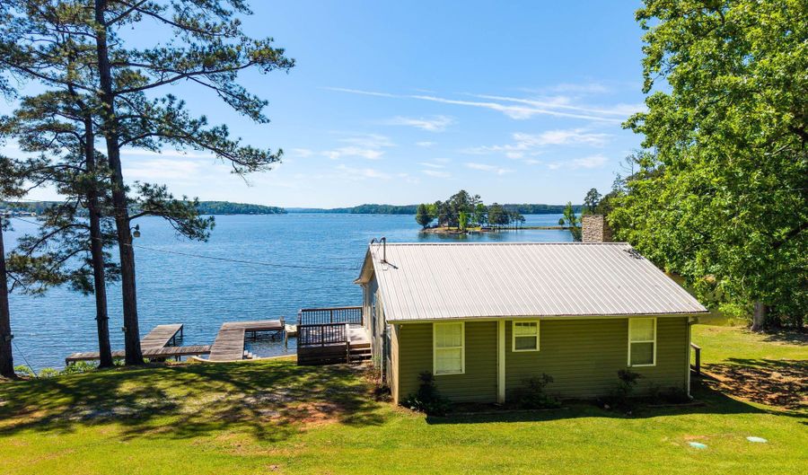 250 Lewis Rd, Alexander City, AL 35010 - 2 Beds, 1 Bath