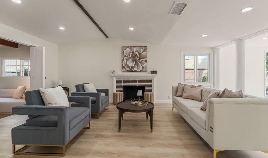 7272 W 90th St, Los Angeles, CA 90045 - 4 Beds, 3 Bath