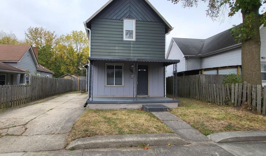 1024 W 13th St, Anderson, IN 46016 - 3 Beds, 1 Bath