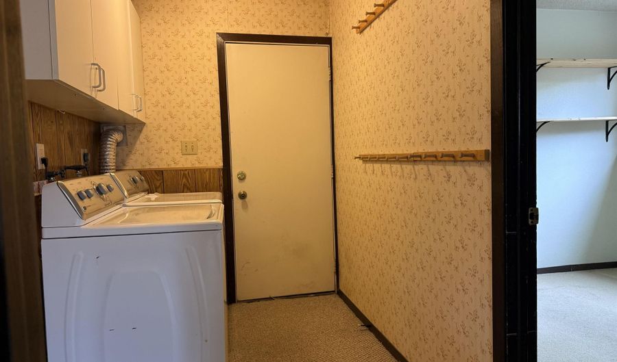 1082 Bretton, Casper, WY 82609 - 4 Beds, 2 Bath