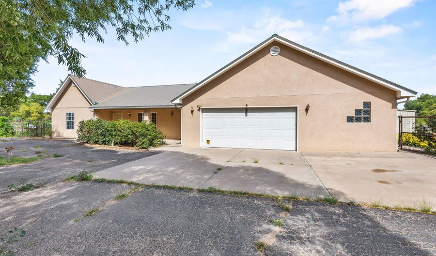 12 CASITAS DEL RIO, Belen, NM 87002 - 3 Beds, 2 Bath