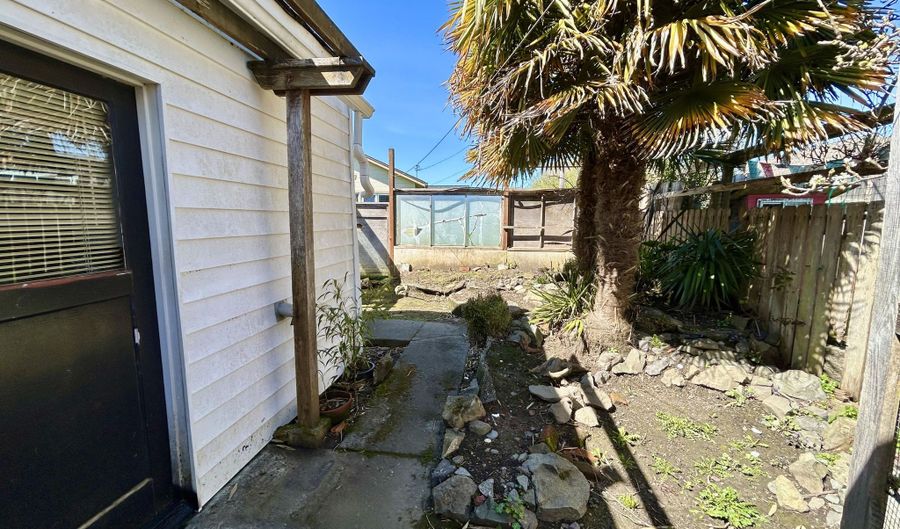 1768 Zehndner Ave, Arcata, CA 95521 - 2 Beds, 1 Bath
