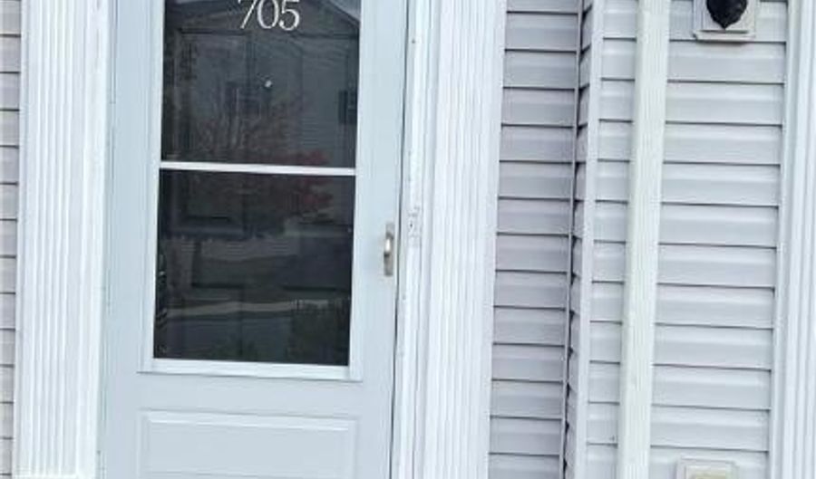 705 Blue Heron Dr, Allentown, PA 18103 - 3 Beds, 3 Bath