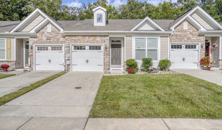 21 STARFIRE Ct, Dover, DE 19901 - 2 Beds, 2 Bath