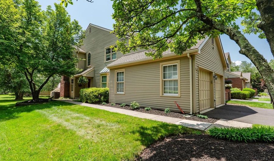 115 BRIDLE Ln, Ambler, PA 19002 - 3 Beds, 3 Bath