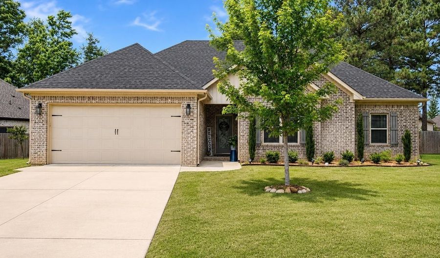 204 Heather Loop, Beebe, AR 72012 - 3 Beds, 2 Bath