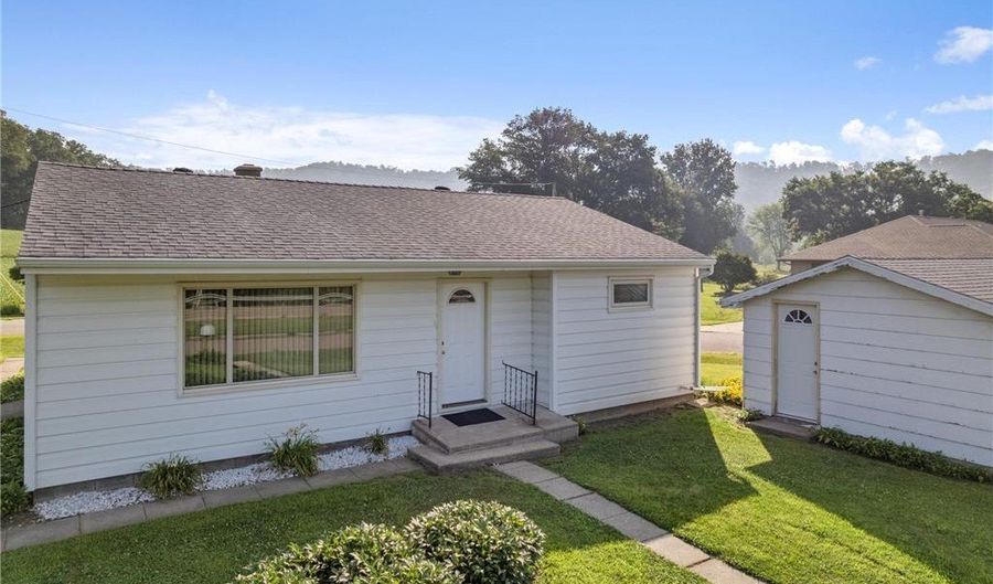 S1578 Lake Street, Alma, WI 54610 - 2 Beds, 1 Bath