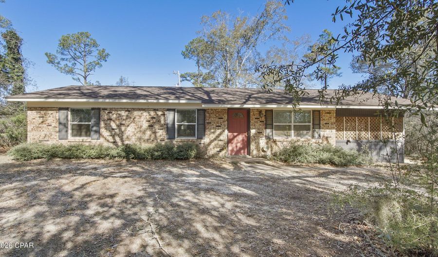 2424 White Pond Church Rd, Alford, FL 32420 - 2 Beds, 2 Bath