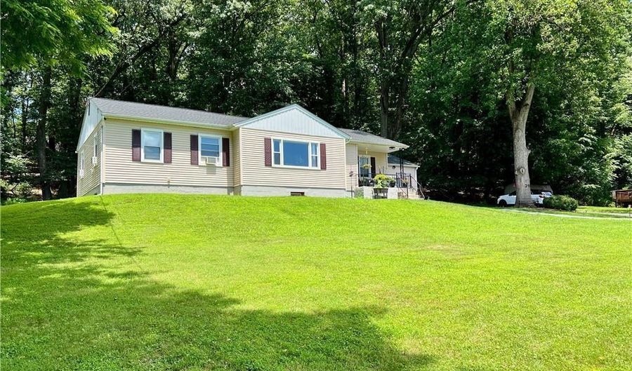 218 E Wyoming St, Allentown, PA 18103 - 3 Beds, 2 Bath