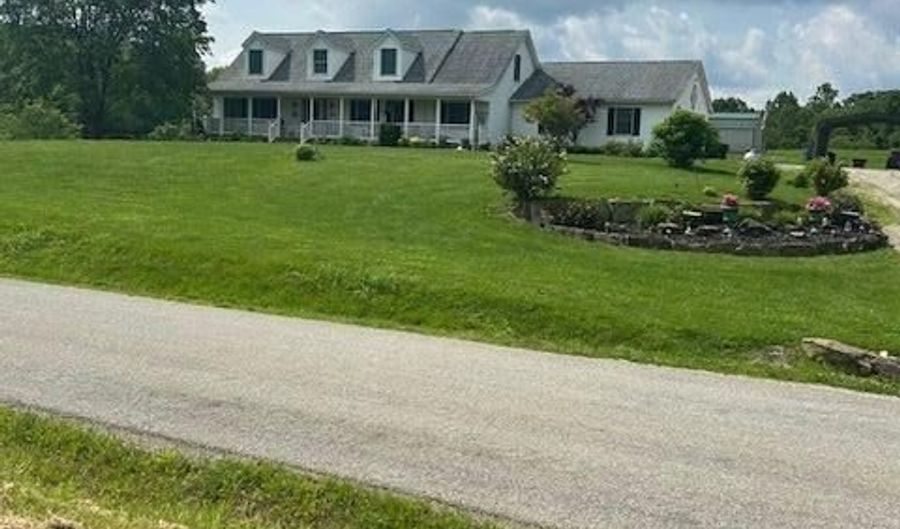 17777 Mush Run Rd, Athens, OH 45701 - 5 Beds, 4 Bath