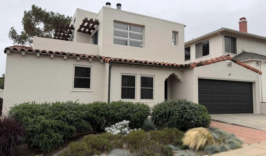3333 Hill St, San Diego, CA 92106 - 3 Beds, 2 Bath