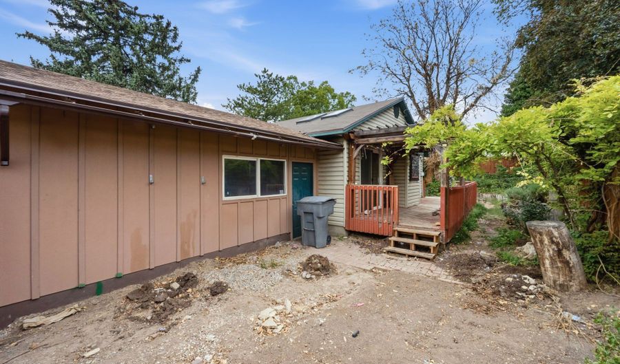 168 N 775 E, American Fork, UT 84003 - 5 Beds, 2 Bath