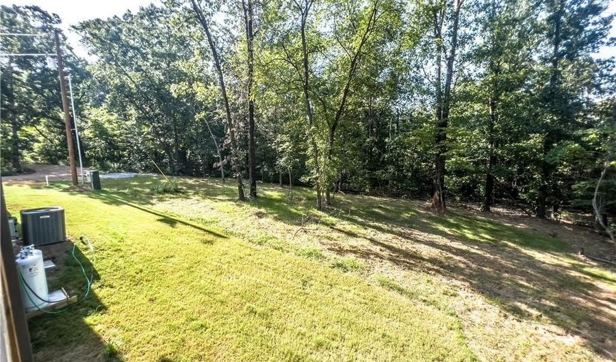 8 Rearsby Ln, Bella Vista, AR 72715 - 2 Beds, 3 Bath