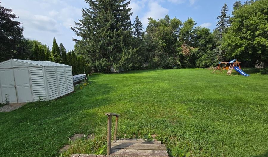 434 Freiburger Ave, Antigo, WI 54409 - 2 Beds, 1 Bath