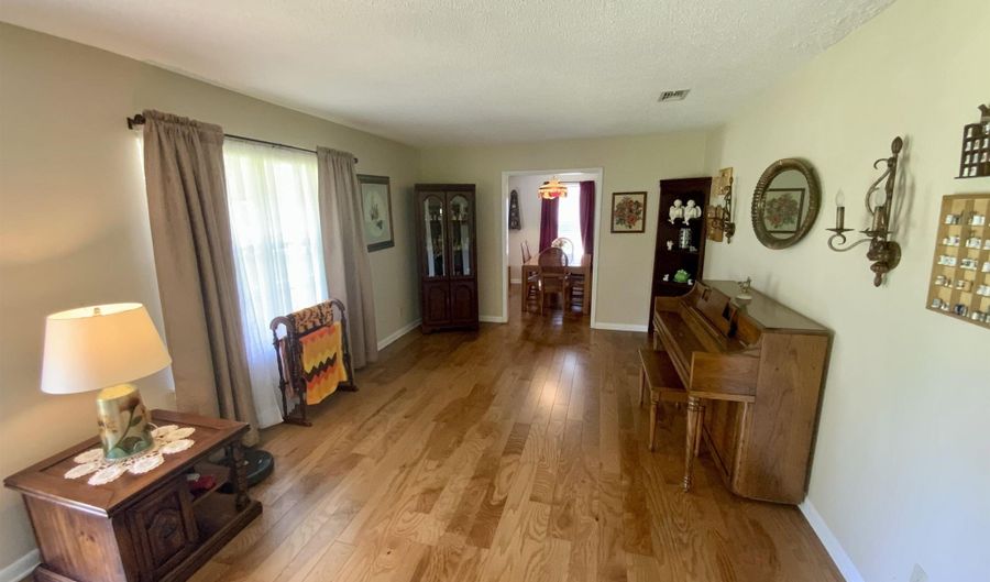 1210 Mixon Ave, Bay Minette, AL 36507 - 3 Beds, 2 Bath