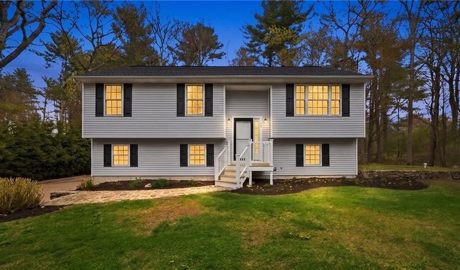 52 Mockingbird Dr, Exeter, RI 02822 - 2 Beds, 2 Bath