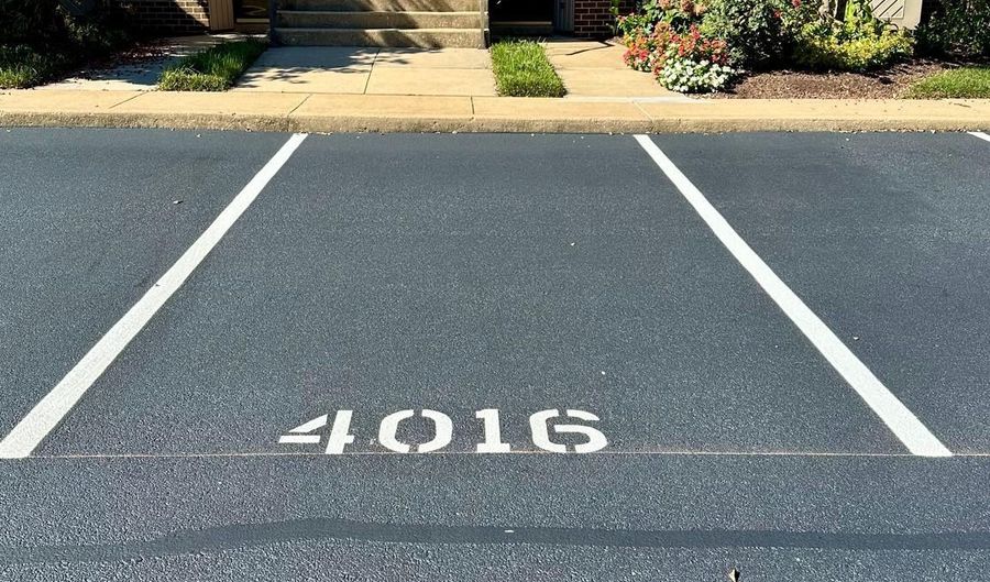 4016 SOCIETY Dr, Claymont, DE 19703 - 2 Beds, 2 Bath