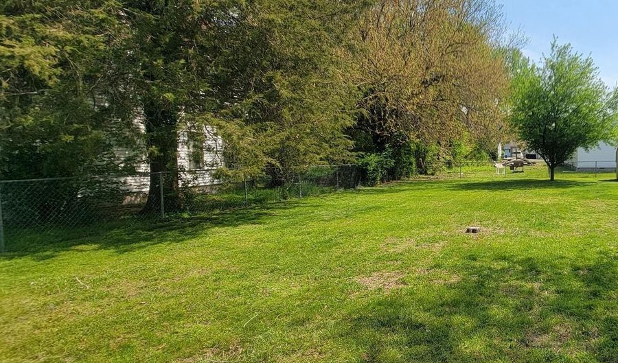 21 W MISPILLION St, Harrington, DE 19952 - 3 Beds, 3 Bath