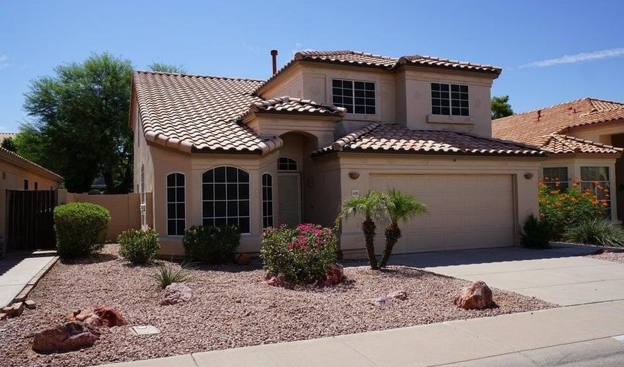 4591 W OAKLAND St, Chandler, AZ 85226 - 4 Beds, 2 Bath
