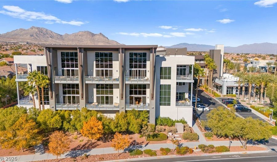 11441 Allerton Park Dr 213, Las Vegas, NV 89135 - 2 Beds, 3 Bath