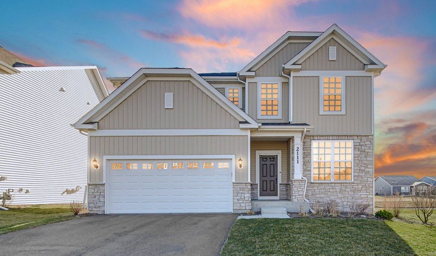 2111 Schmitt Cir, Algonquin, IL 60102 - 5 Beds, 3 Bath