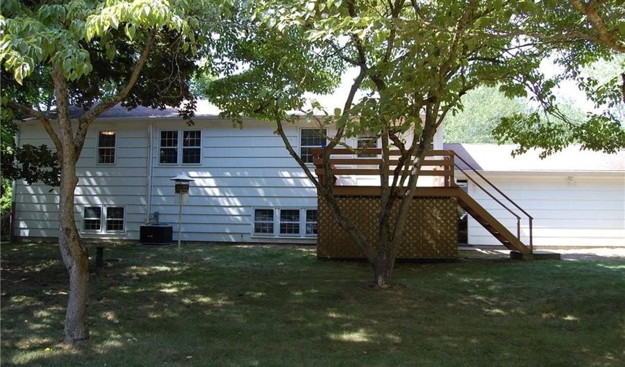 109 Suffolk Dr, North Kingstown, RI 02852 - 3 Beds, 2 Bath
